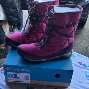 Columbia Women's Plum Quilted Winter Boots
